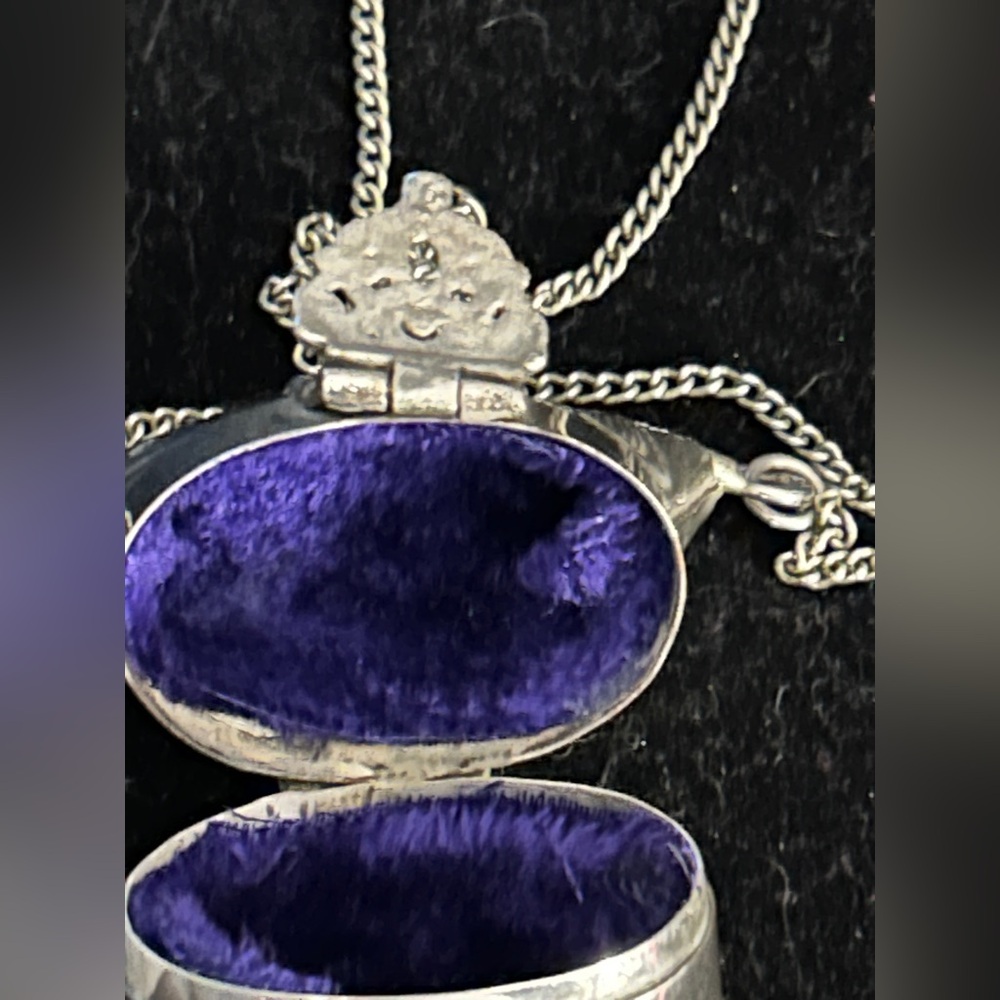 🔥SALE🔥Antique Victorian Silver Plate Reliquary Trinket Box... - Picture 8 of 10